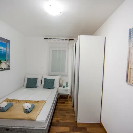 Apartment's Tea & Nevio Апартаменти