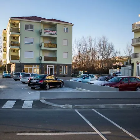 Apartment's Tea & Nevio Apartment Split